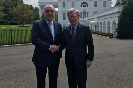 Elmar Məmmədyarov Con Boltonla regiondakı vəziyyəti müzakirə edib