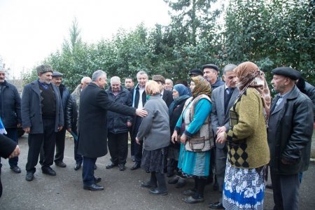 18 Yanvar Masallı şəhəri 70-ci seçki dairəsindən YAP namizədi Məşhur Məmmədov dairədə əhaliylə görüşlər keçirib