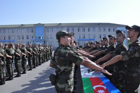 Azərbaycan Ordusunda çağırışçıların bölgü prosesi keçirildi